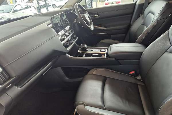 2024 Nissan Pathfinder Ti R53
