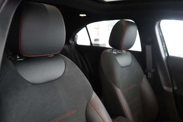2022 Mercedes-Benz A-Class A250 V177