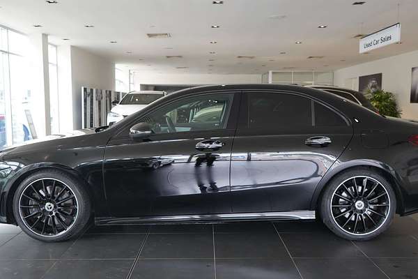2022 Mercedes-Benz A-Class A250 V177
