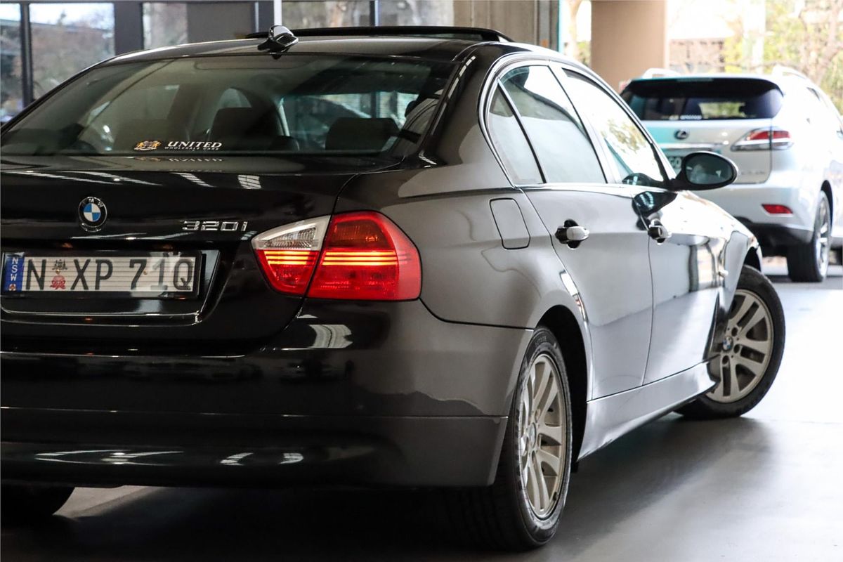 2007 BMW 3 Series 320i Executive E90