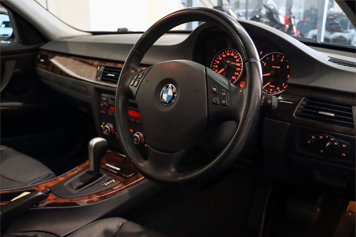 2007 BMW 3 Series 320i Executive E90