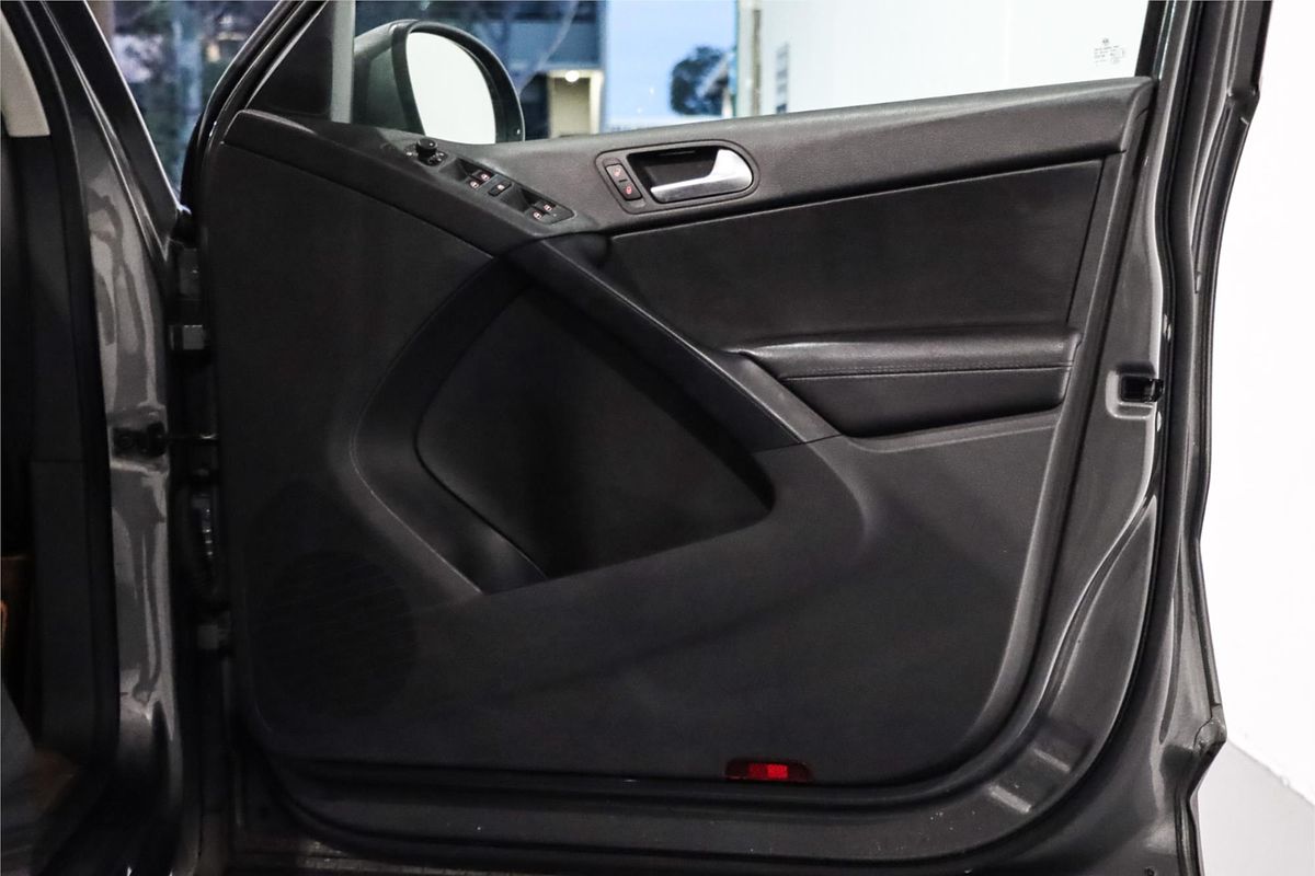 2013 Volkswagen Tiguan 132TSI Pacific 5N