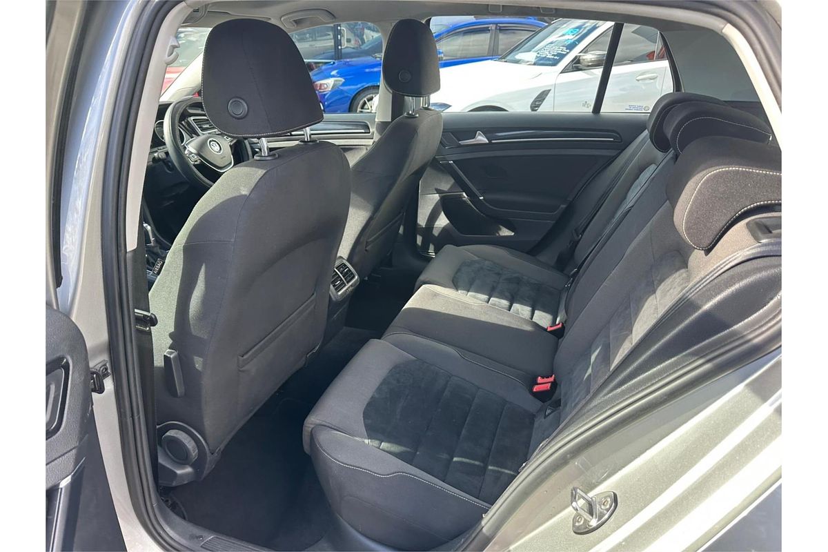 2014 Volkswagen Golf 103TSI Highline 7