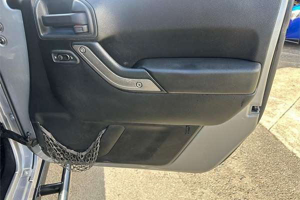 2013 Jeep Wrangler Sport JK