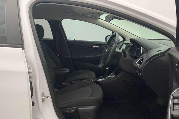 2017 Holden Astra LT BL