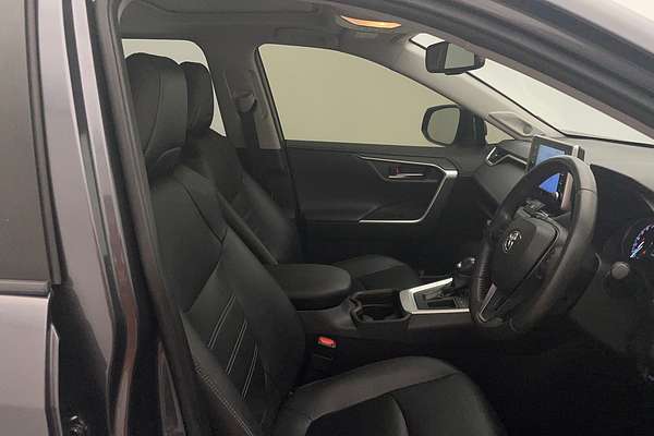 2020 Toyota RAV4 Cruiser MXAA52R