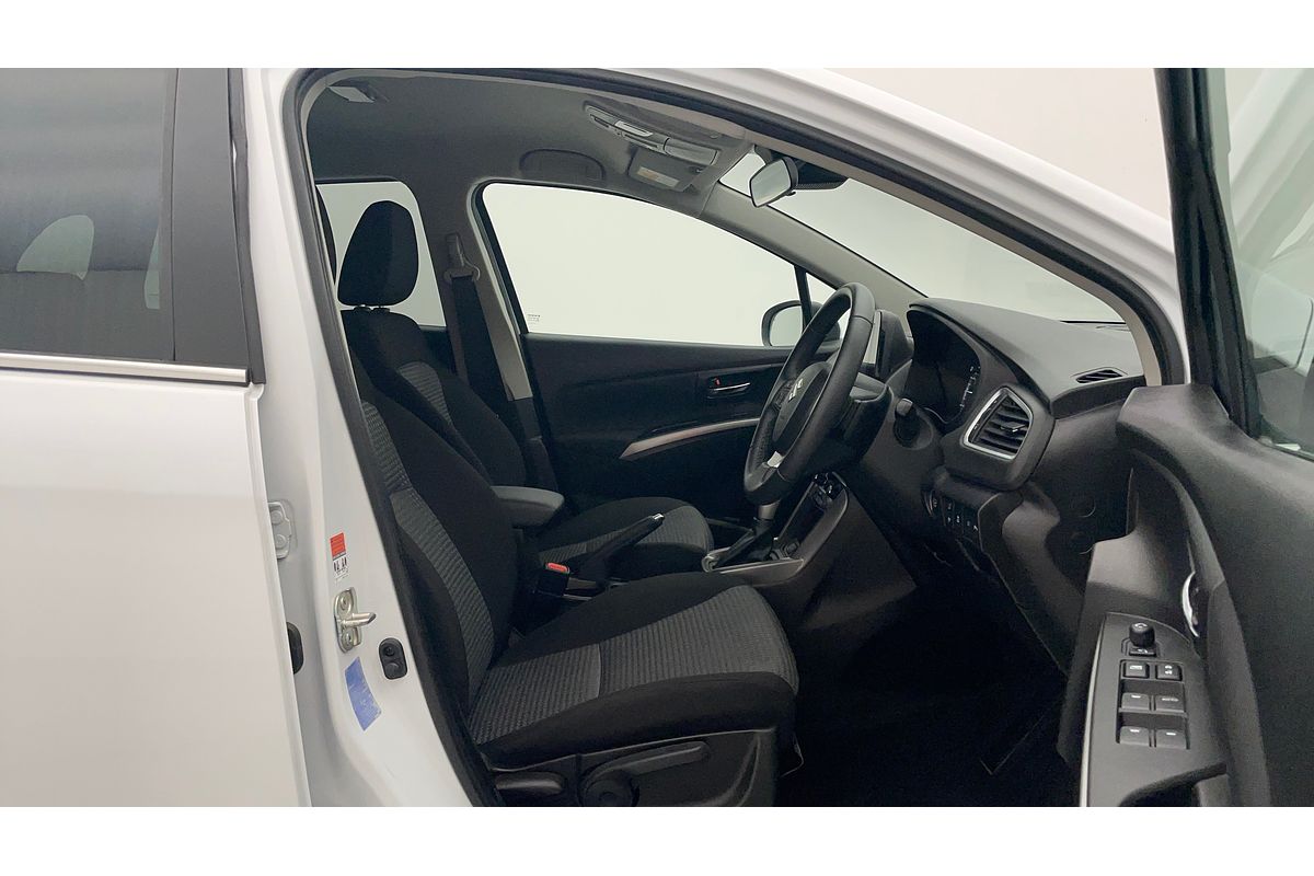 2023 Suzuki S-Cross Plus JYB