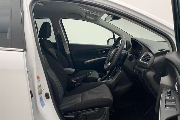 2023 Suzuki S-Cross Plus JYB