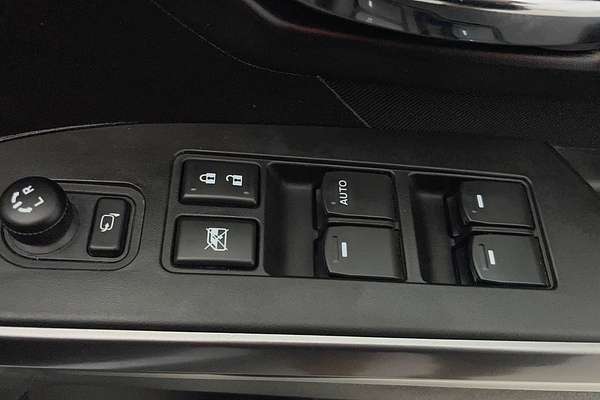 2023 Suzuki S-Cross Plus JYB