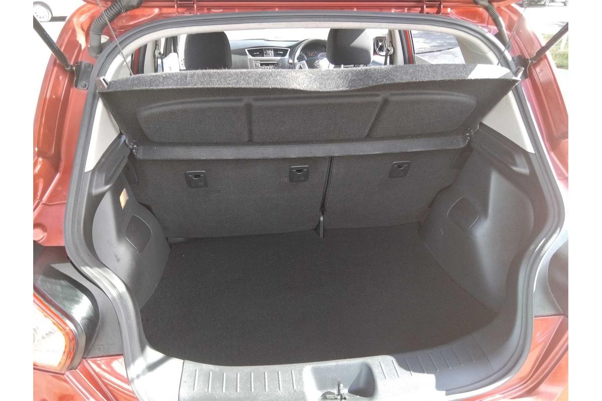 2013 Nissan Pulsar ST C12