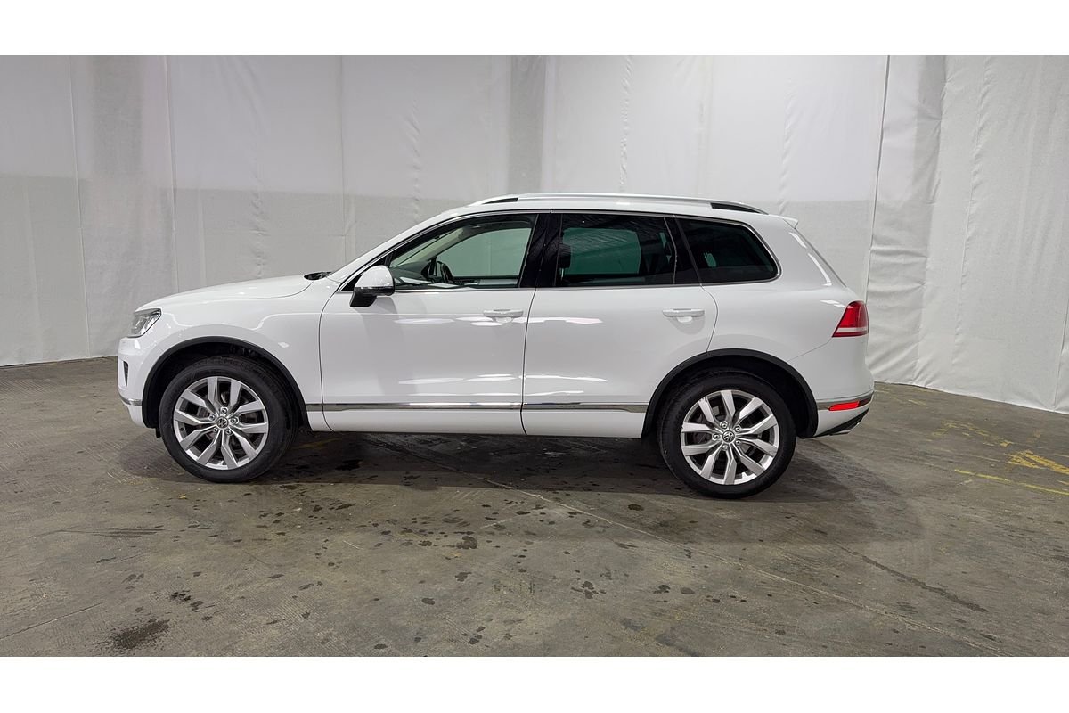 2016 Volkswagen Touareg 150TDI Element 7P