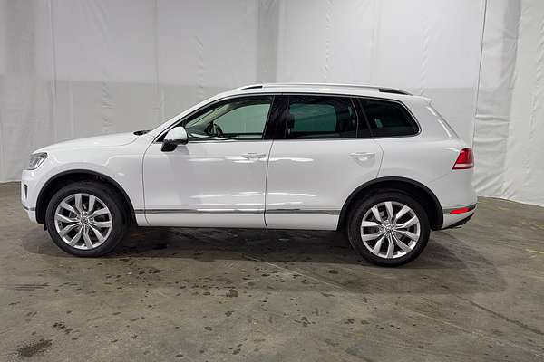 2016 Volkswagen Touareg 150TDI Element 7P