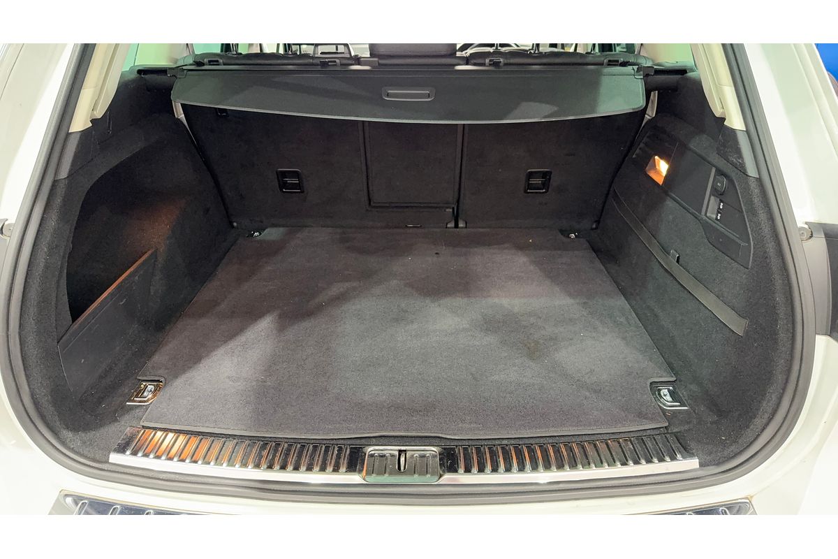 2016 Volkswagen Touareg 150TDI Element 7P