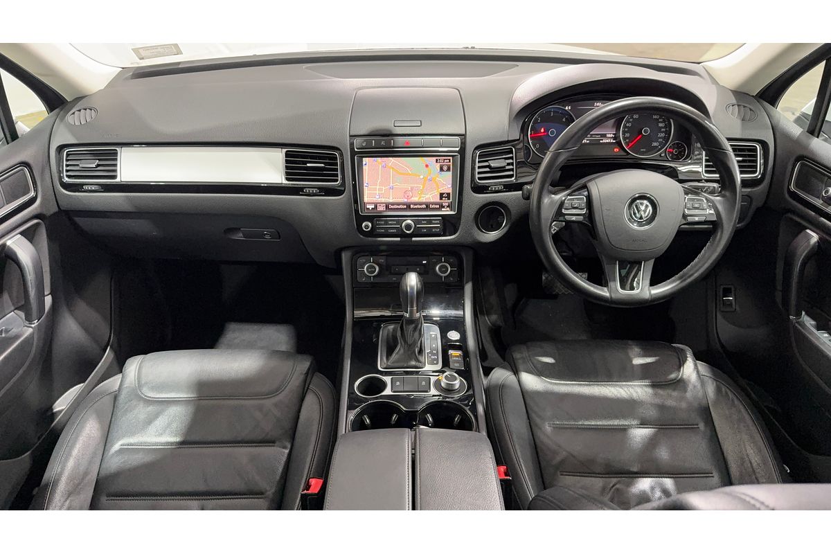 2016 Volkswagen Touareg 150TDI Element 7P