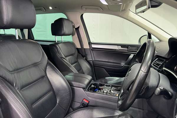 2016 Volkswagen Touareg 150TDI Element 7P
