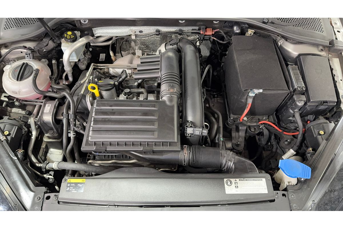 2015 Volkswagen Golf 90TSI Comfortline 7