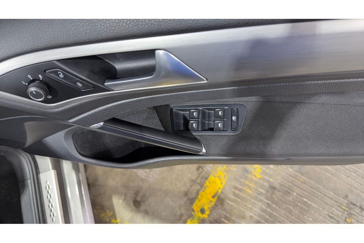 2015 Volkswagen Golf 90TSI Comfortline 7