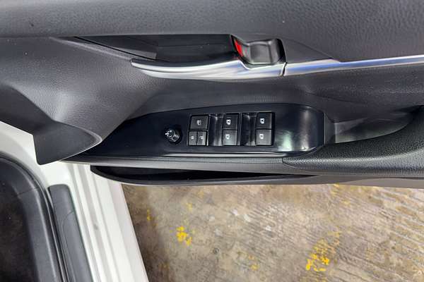 2019 Toyota Camry Ascent ASV70R