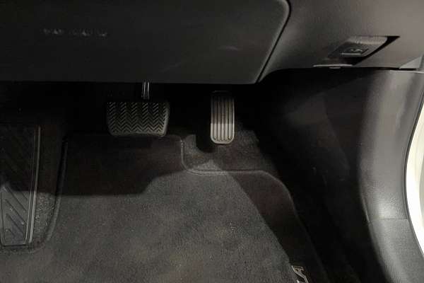 2020 Toyota Corolla Ascent Sport Hybrid ZWE211R