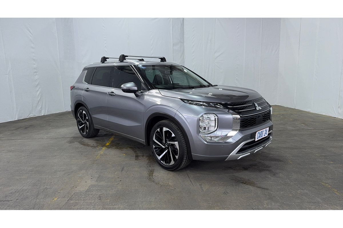 2022 Mitsubishi Outlander Exceed ZM