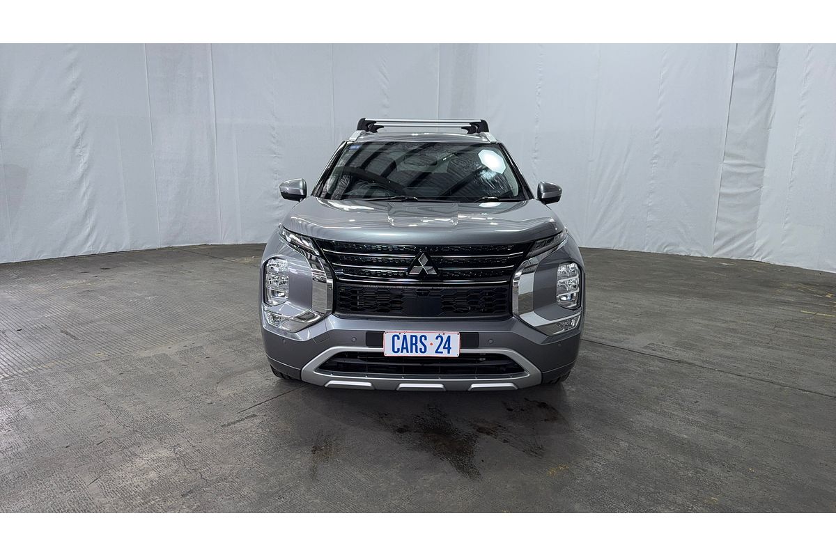 2022 Mitsubishi Outlander Exceed ZM