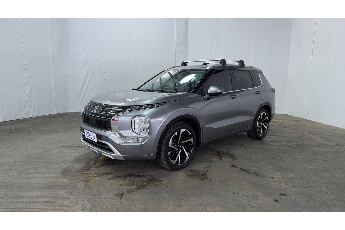 2022 Mitsubishi Outlander Exceed ZM