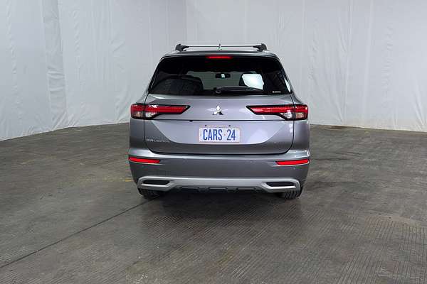 2022 Mitsubishi Outlander Exceed ZM