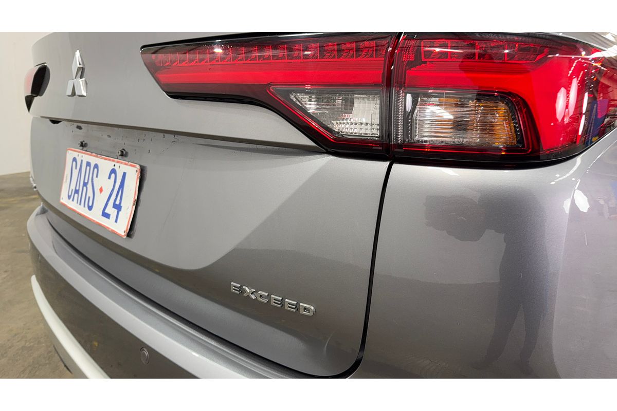 2022 Mitsubishi Outlander Exceed ZM