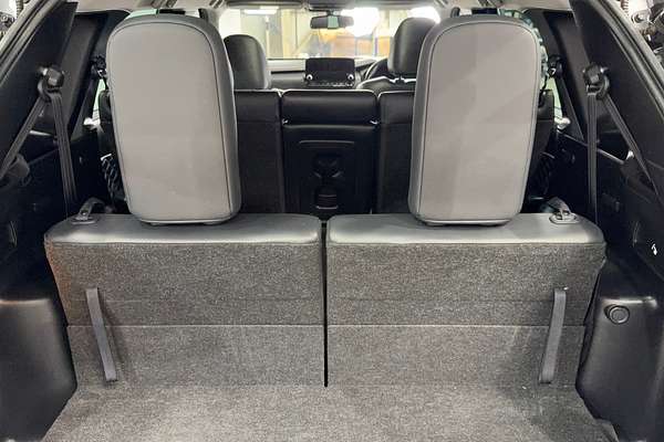 2022 Mitsubishi Outlander Exceed ZM