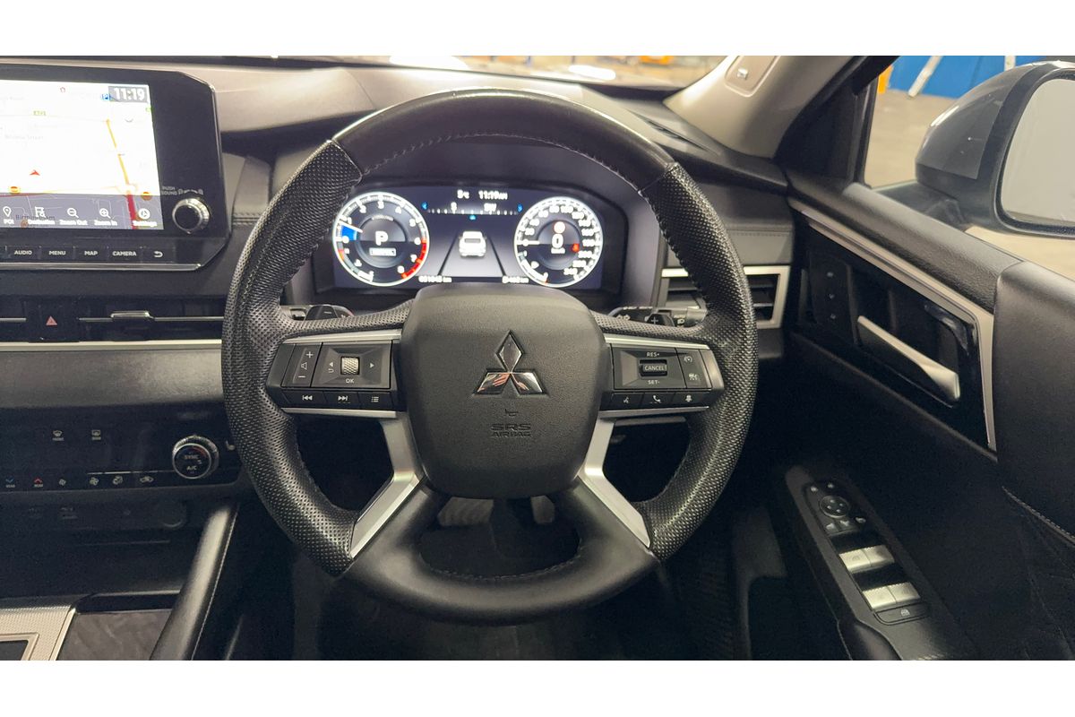 2022 Mitsubishi Outlander Exceed ZM