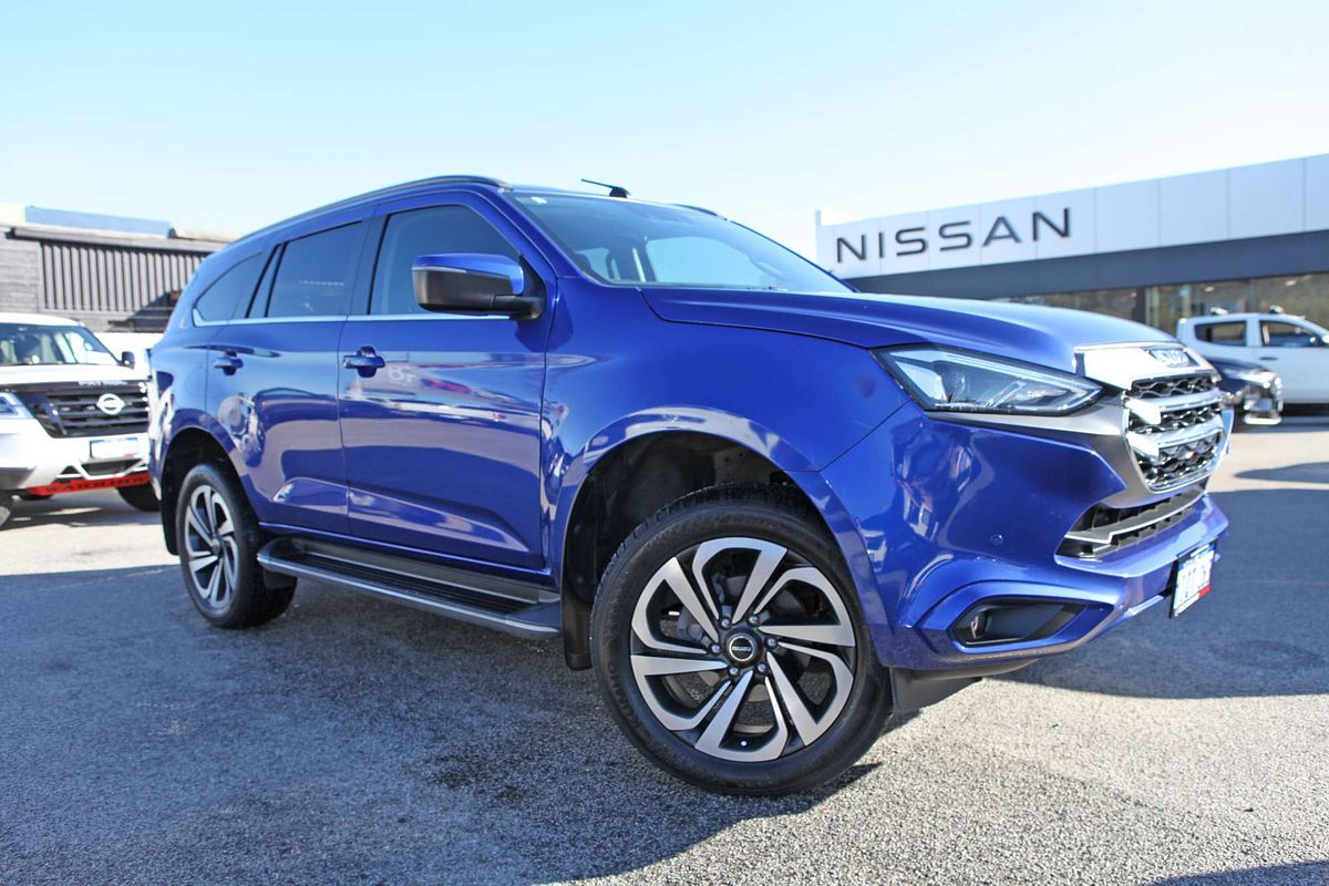 2022 Isuzu MU-X LS-T