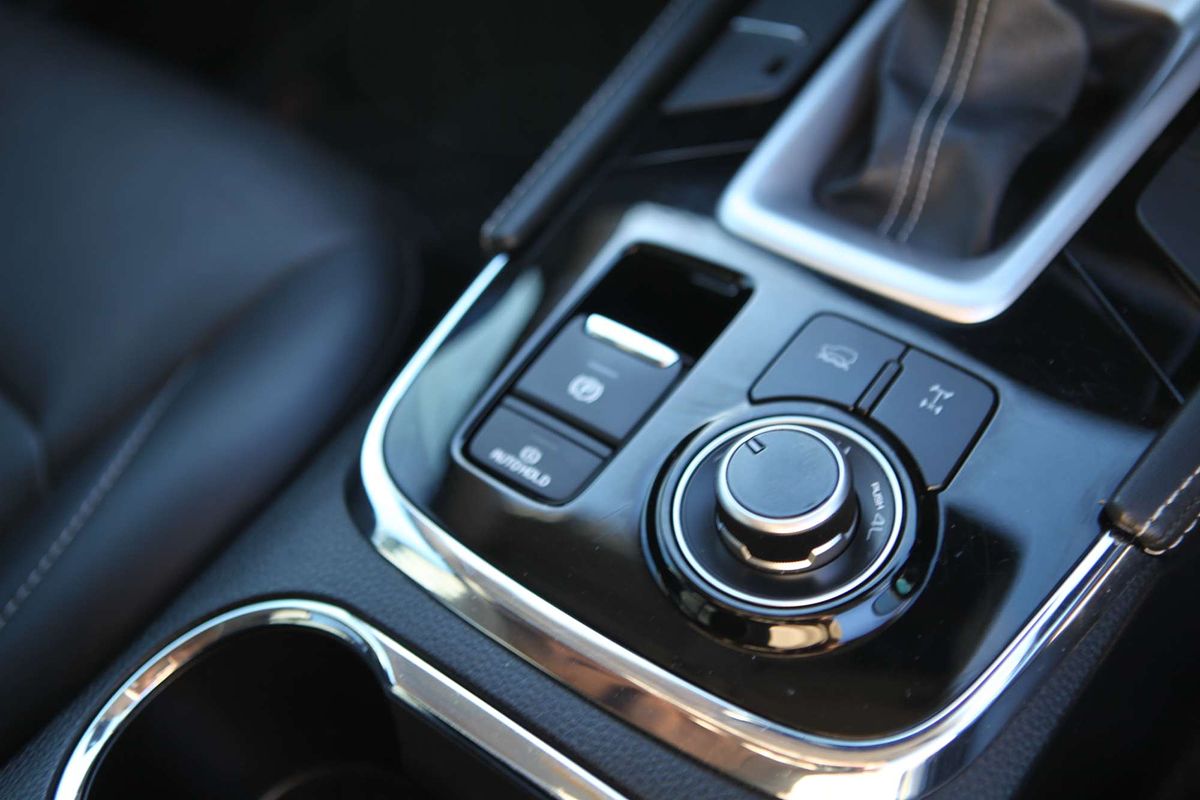 2022 Isuzu MU-X LS-T