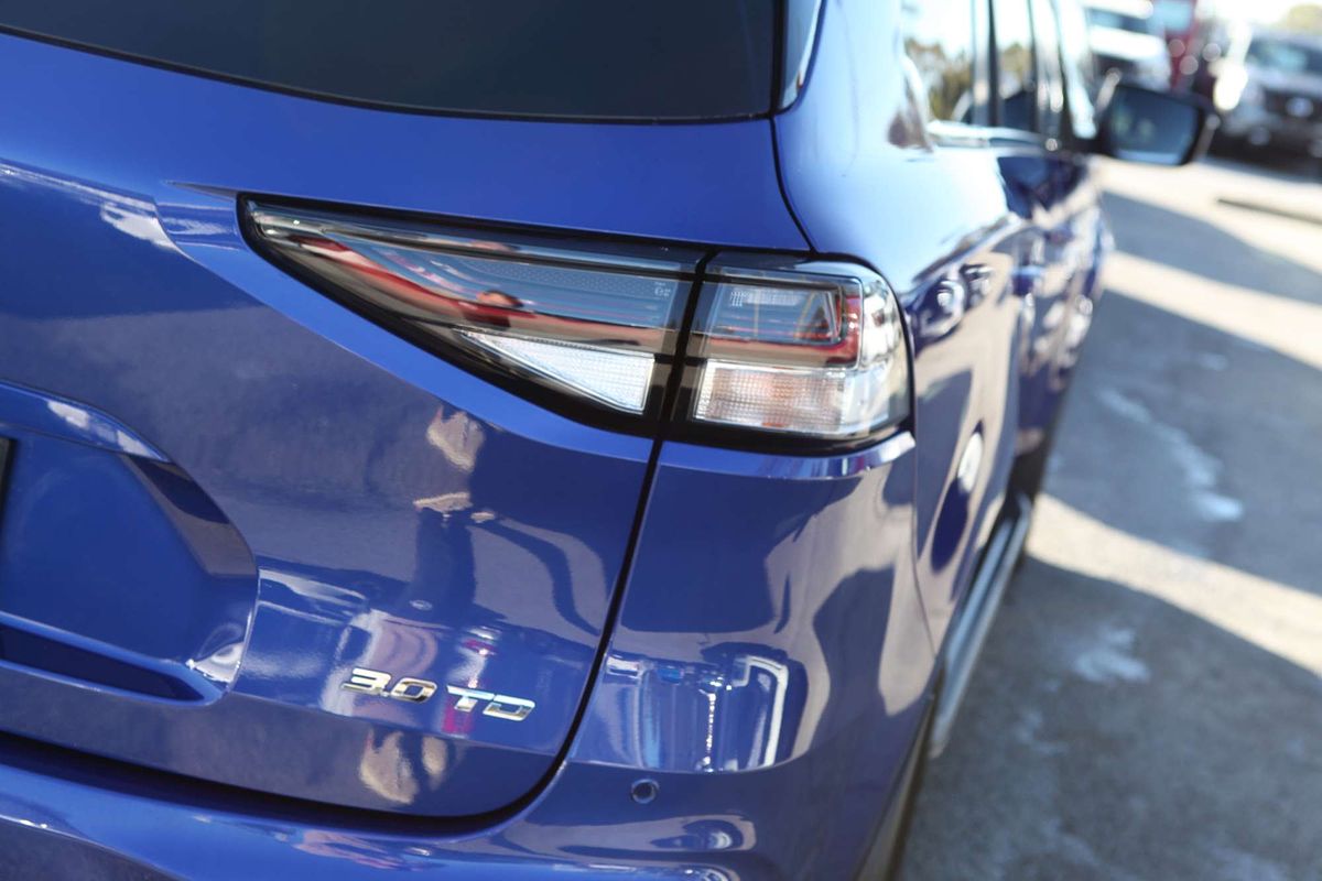 2022 Isuzu MU-X LS-T