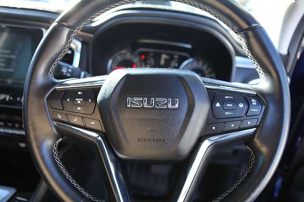 2022 Isuzu MU-X LS-T