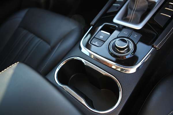 2022 Isuzu MU-X LS-T