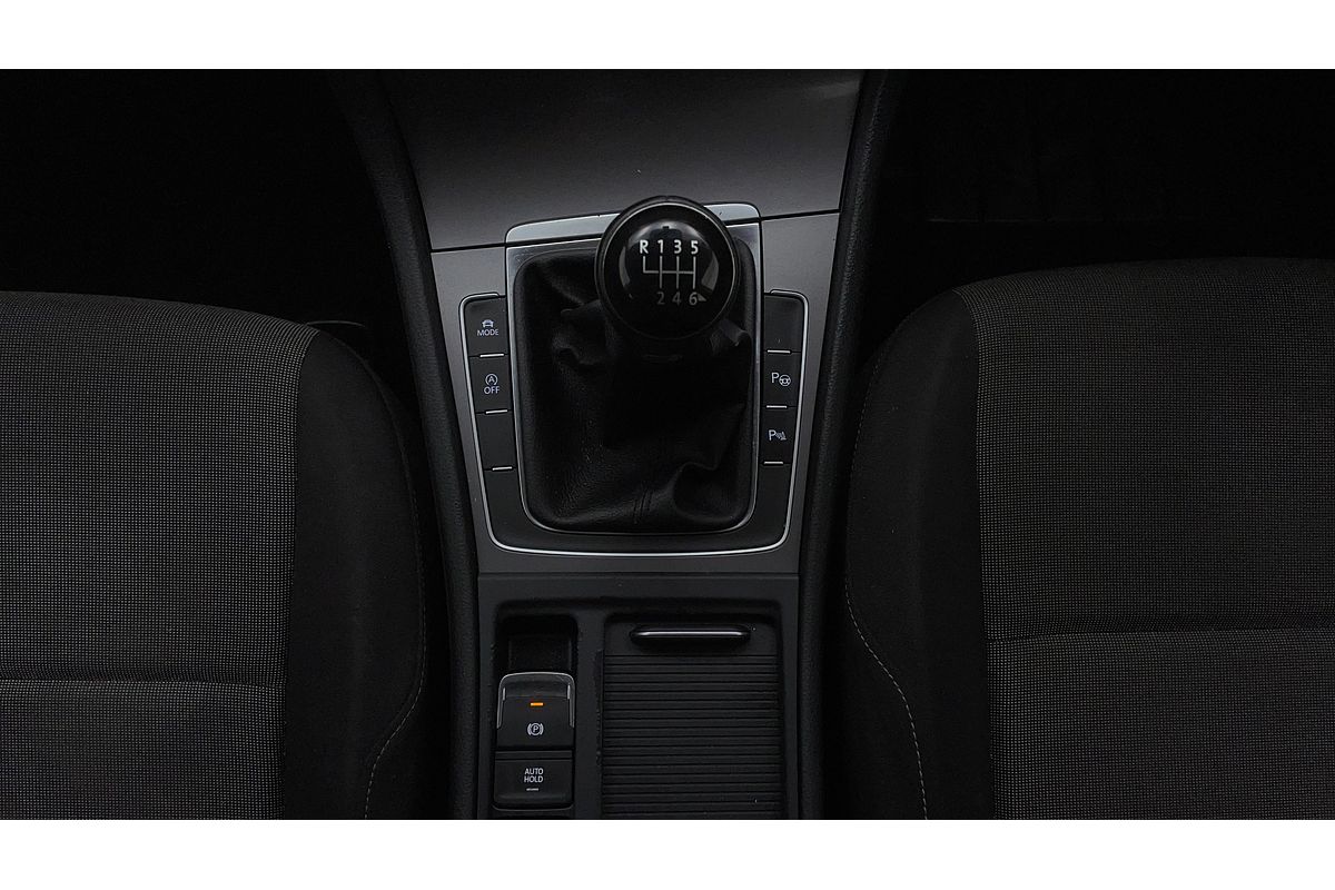 2016 Volkswagen Golf 92TSI Trendline 7