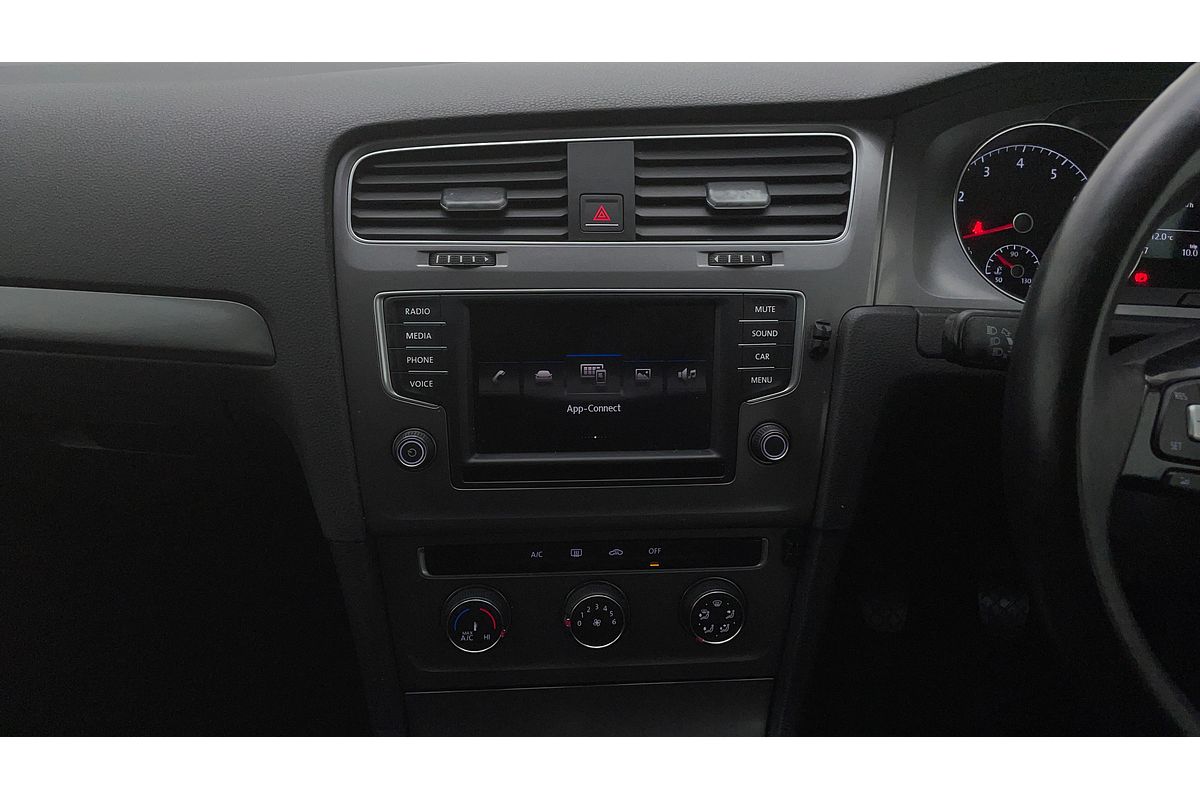 2016 Volkswagen Golf 92TSI Trendline 7