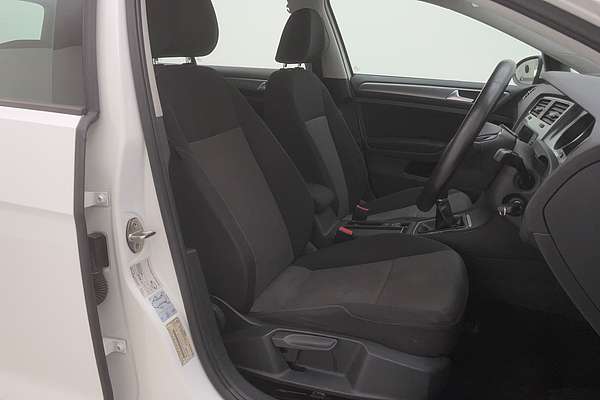 2016 Volkswagen Golf 92TSI Trendline 7