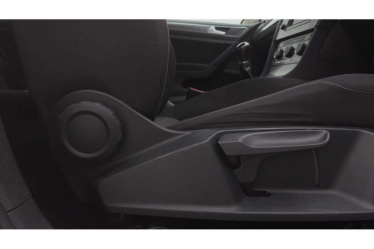 2016 Volkswagen Golf 92TSI Trendline 7