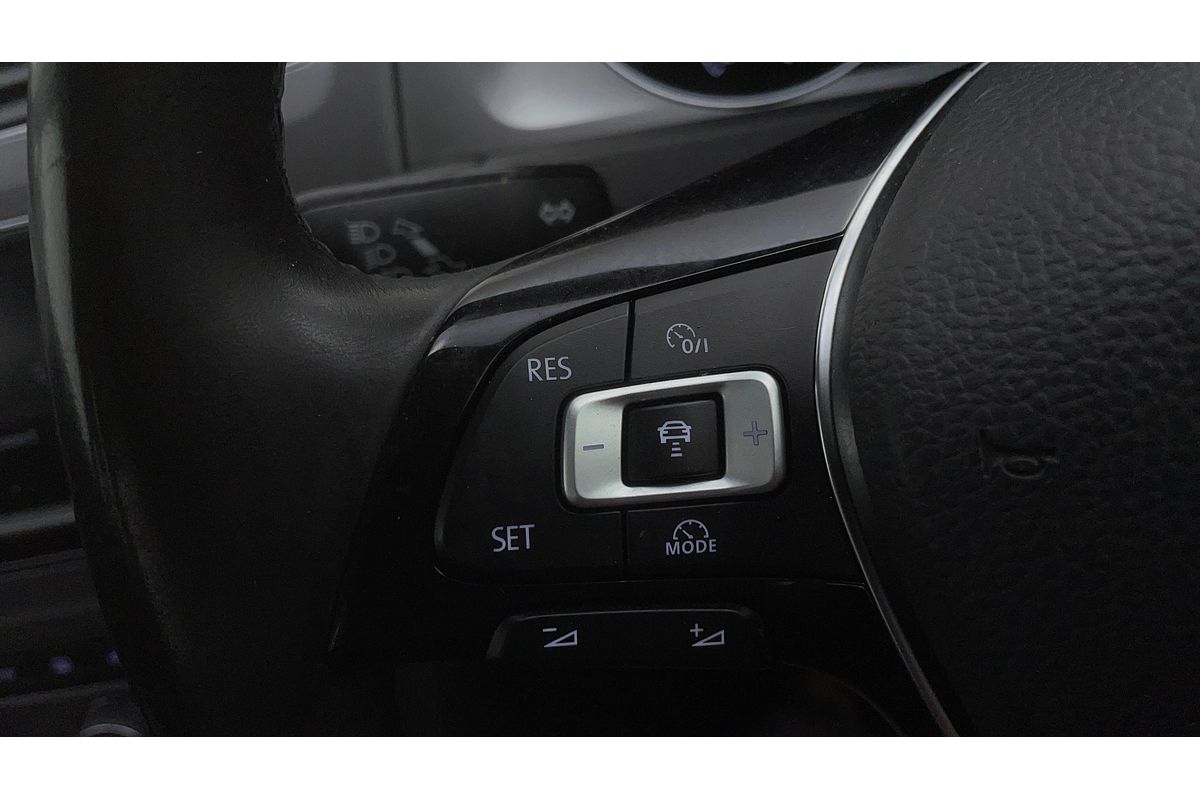 2016 Volkswagen Golf 92TSI Trendline 7