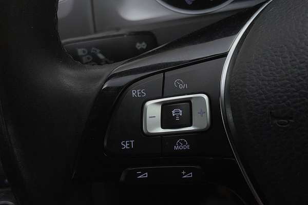 2016 Volkswagen Golf 92TSI Trendline 7