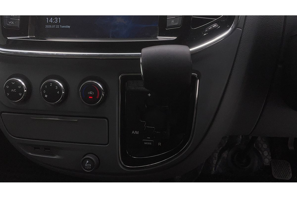 2023 LDV V80 SWB