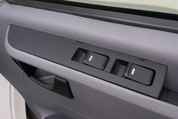 2023 LDV V80 SWB