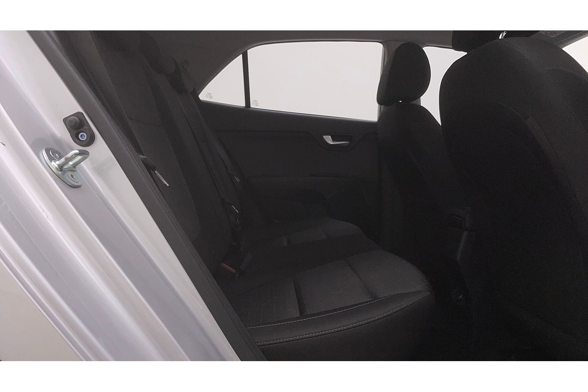 2022 Kia Rio S YB