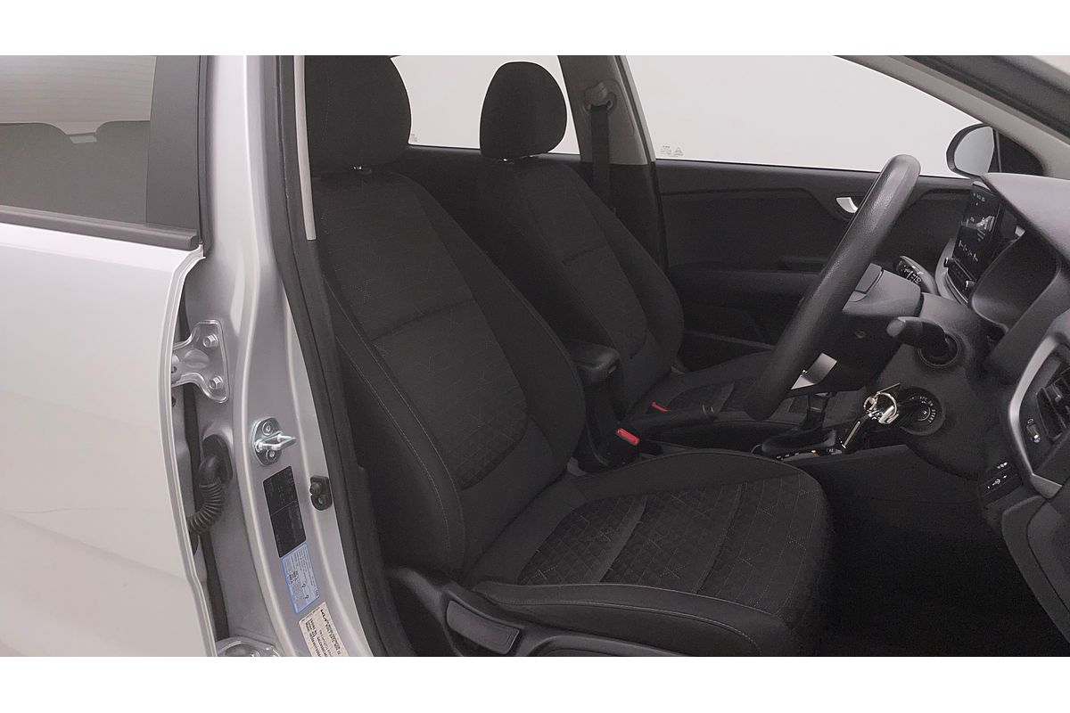 2022 Kia Rio S YB