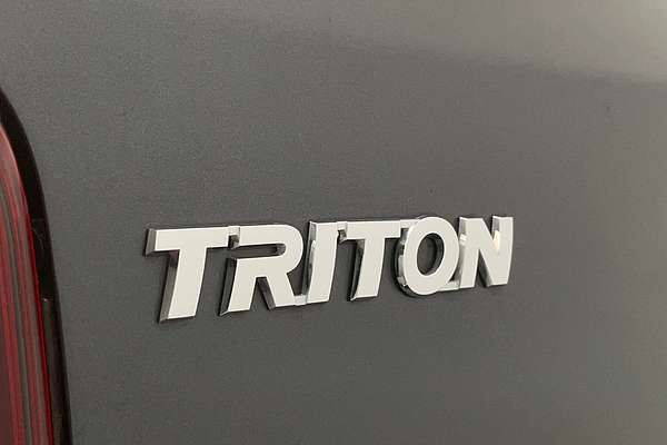 2022 Mitsubishi Triton GLX+ MR 4X4