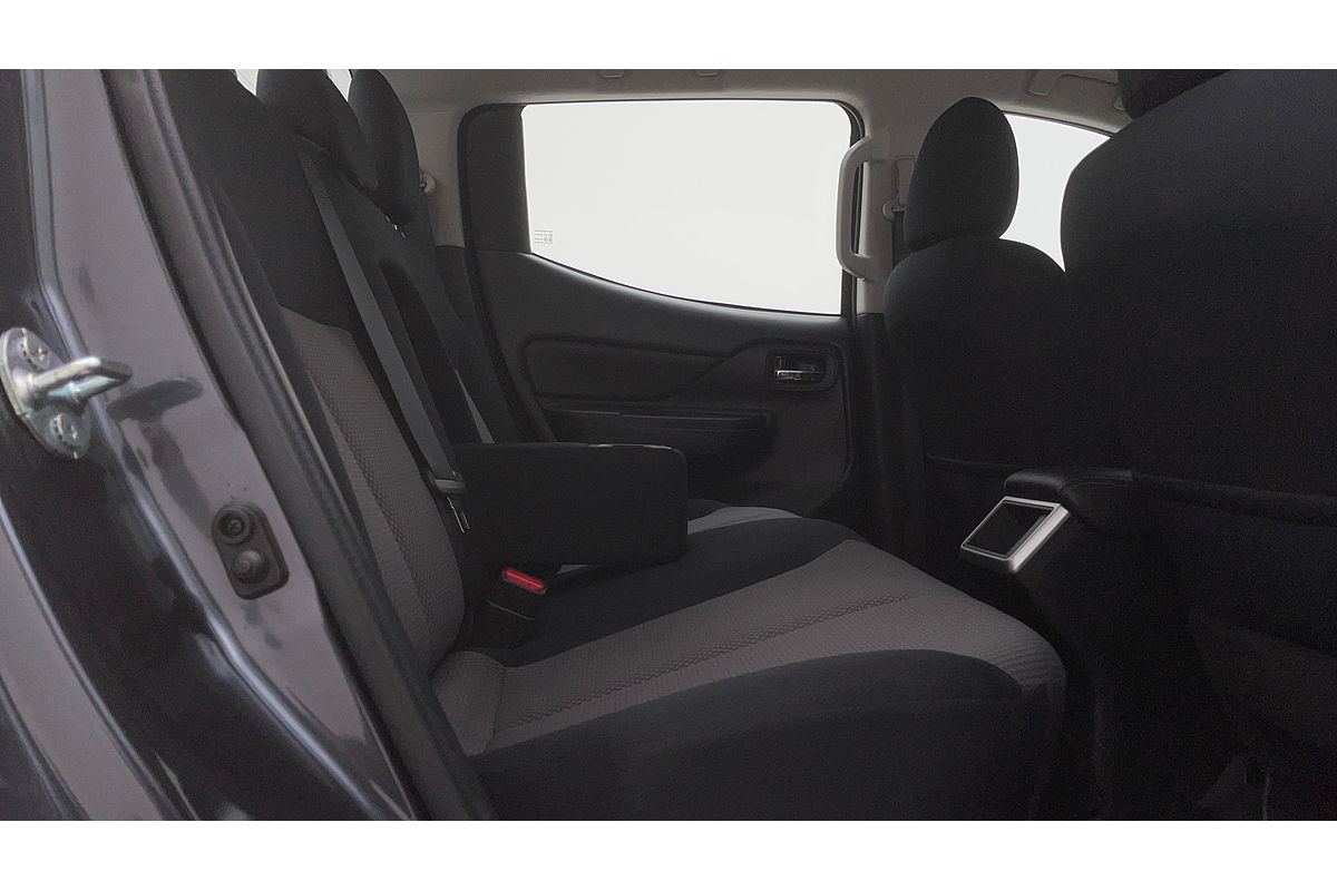 2022 Mitsubishi Triton GLX+ MR 4X4
