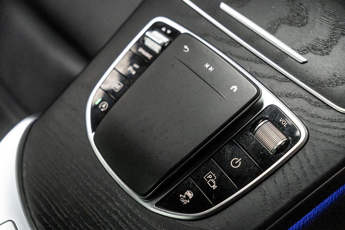 2022 Mercedes-Benz GLC-Class GLC300 X253