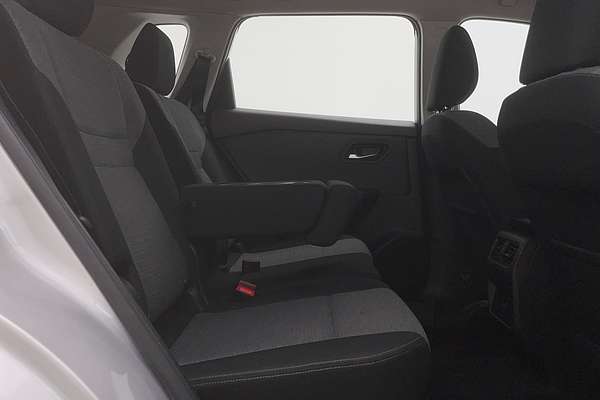 2023 Nissan X-TRAIL ST T33