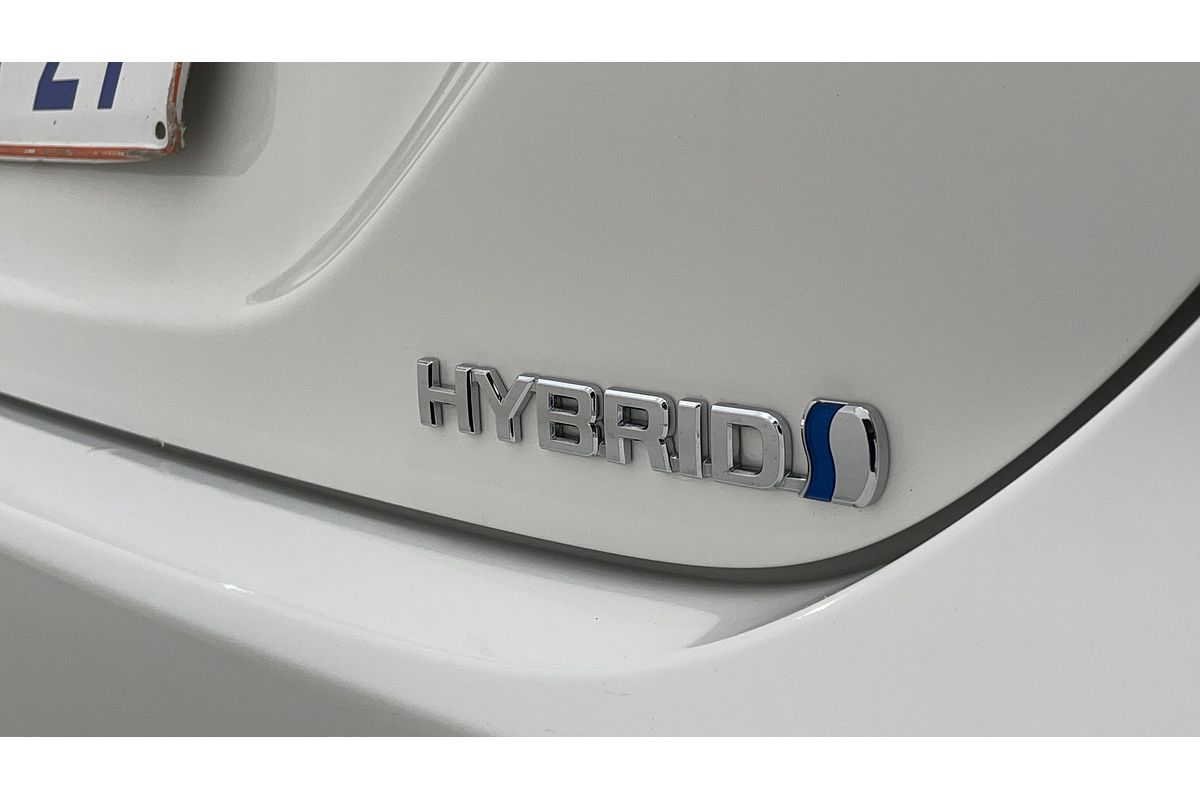 2024 Toyota Camry Ascent AXVH70R